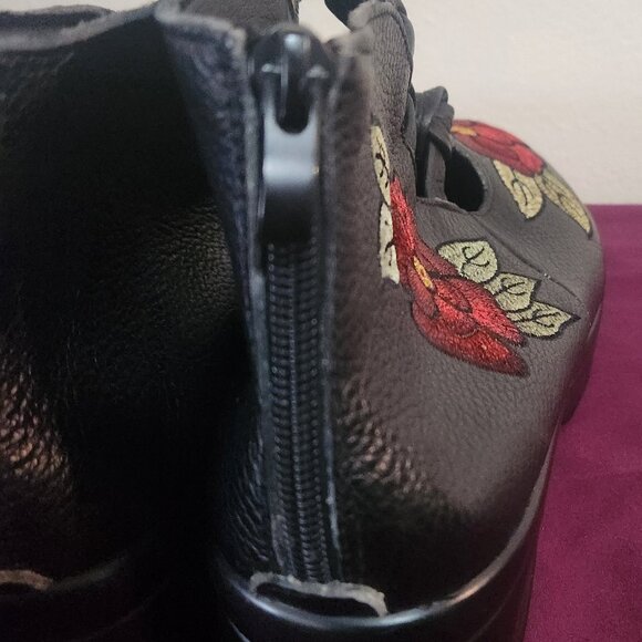 Ankle Boots - Picture 6 of 8